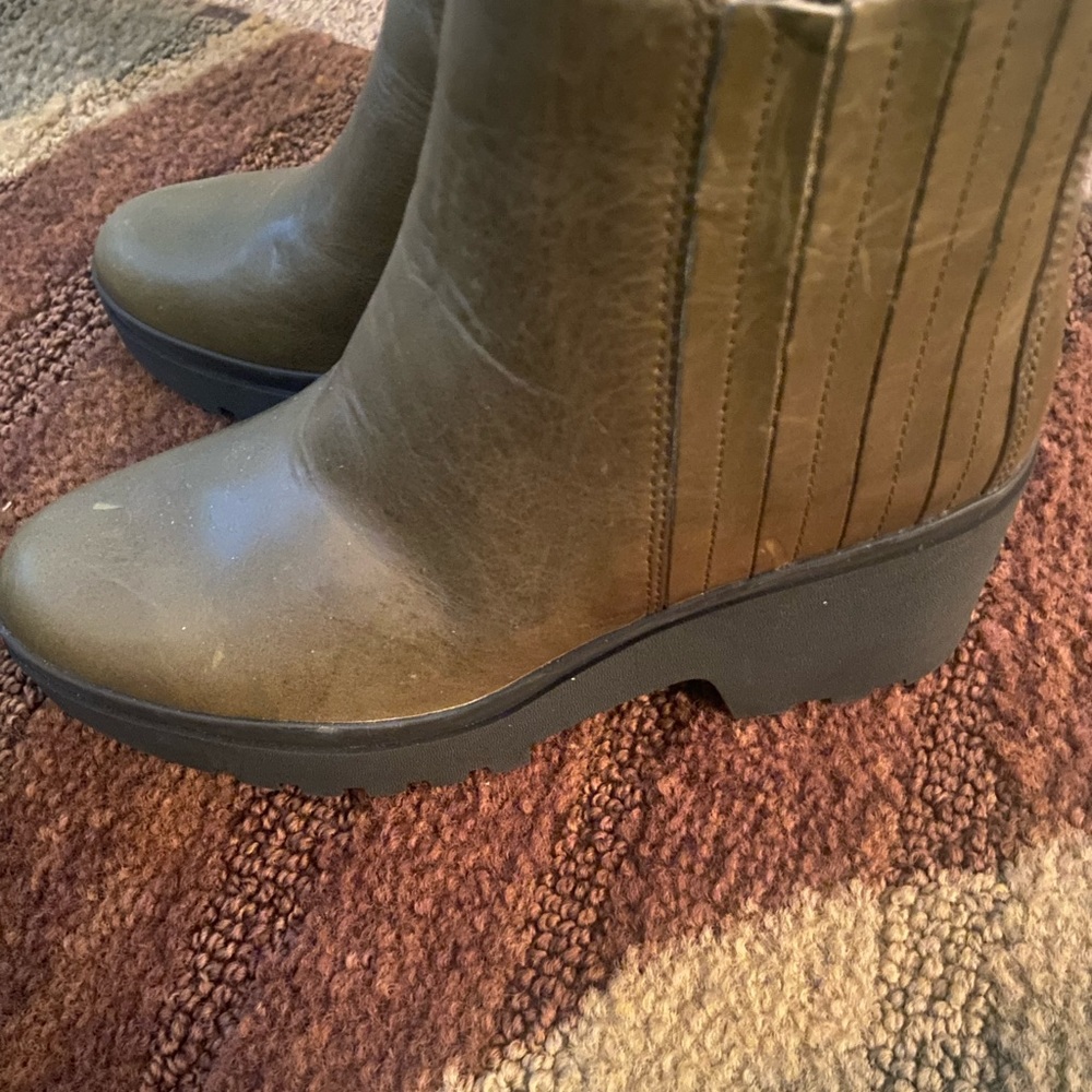 Eileen Fisher wedge bootie - Picture 8 of 8